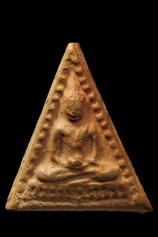 ถูกสุด สะดุดใจ..พระพุทธสามเหลี่ยมข้างเม็ด ไม่ทราบที่ เนื้อดิน สวยเดิม