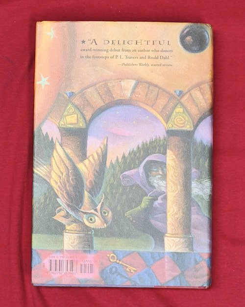 (ปิด119) หนังสือภาษอังกฤษ Harry Potter and the SorCerer's Stone 15.5x23.5ซ.ม. ปกแข็ง 509หน้า (มือ2)