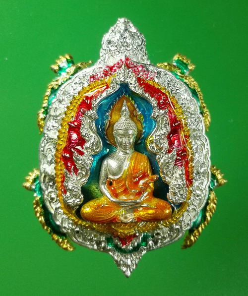 เหรียญหล่อประกอบ เนื้อเงินลงยา พญาเต่าเสวยชาติ วัดถ้ำเขาชะอางค์ จ.กาญจนบุรี ขนาด 3 ซม.