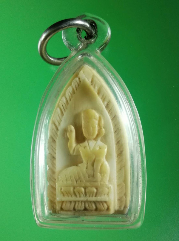 นางกวักหลวงพ่อปี้ วัดลานหอย สุโขทัย เนื้อวัสดุหายาก สวยมาก