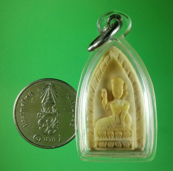 นางกวักหลวงพ่อปี้ วัดลานหอย สุโขทัย เนื้อวัสดุหายาก สวยมาก