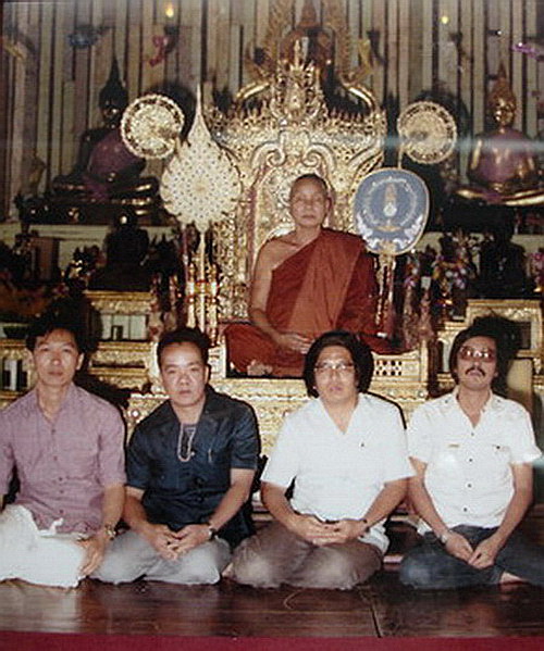 พระผงพระมหามัยมุนี หลวงพ่ออุตตมะ วัดวังก์วิเวการาม จ.กาญจนบุรี สวยมากค่ะ
