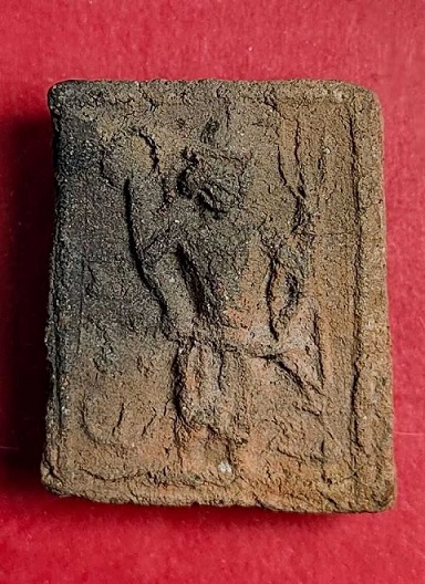 พระนารายณ์ หลวงพ่อเชย วัดท่าควาย จ. สิงห์บุรี ปี ๒๔๖๘  ราคาปิดหลักร้อย