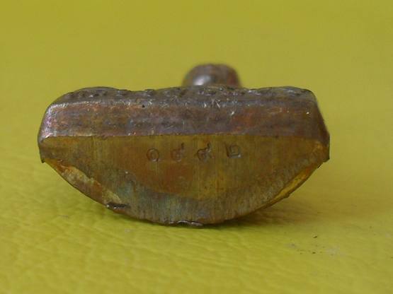 รูปปั้มเหมือน รุ่นแรก หลวงปู่จันทร์ วัดซับน้อย จ.เพชรบูรณ์ ปี ๕๗ หมายเลข ๑๙๙๒ พร้อมกล่อง