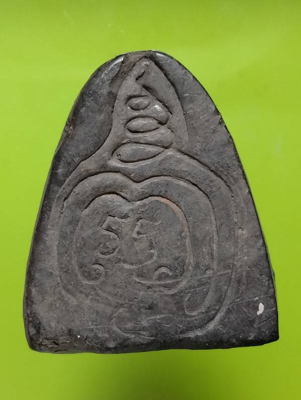 พระปิดตาเนื้อผงหลังยันต์ 