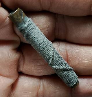 ตะกรุดถักเชือกปอแก้ว 