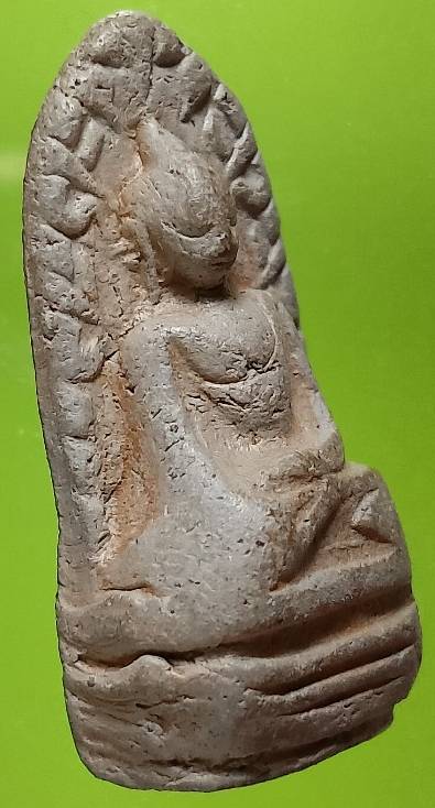 พระรอดเก่า 