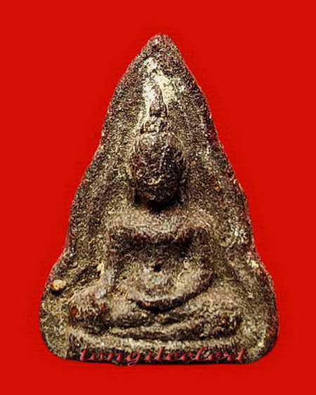 พระท่ากระดานเนื้อผงชานหมาก หลวงพ่อเที่ยง วัดม่วงชุม จ.กาญจนบุรีค่ะ