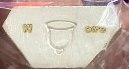 รูปหล่อก้นระฆัง 100 ปี หลวงพ่อพัฒน์ เนื้อชุบเงิน พ่นทราย หมายเลข ๑๙๑ พร้อมกล่อง