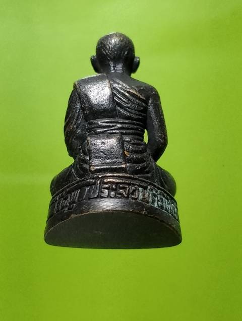 รูปหล่อหลวงพ่อบุญเชิด วัดพุน้อย ประจวบคีรีขันธ์ 