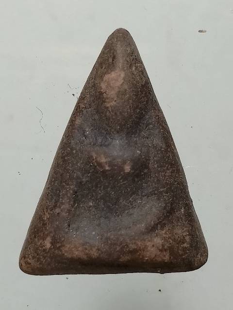 พระสมเด็จนางพญา เนื้อดิน เก่าๆ