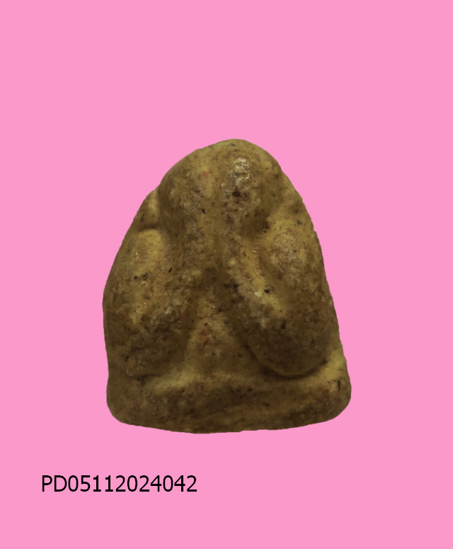 พระปิดตา เนื้อผง