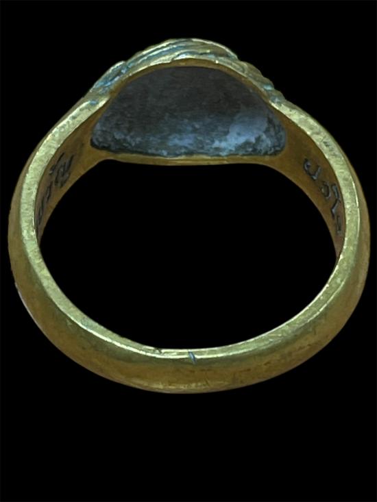 แหวนตะกร้อ เนื้อทองเหลือง ยุคแรก หลวงพ่อขวัญ วัดบ้านไร่