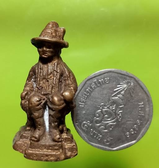 รูปหล่อพระเจ้าตากสิน เนื้อทองผสม