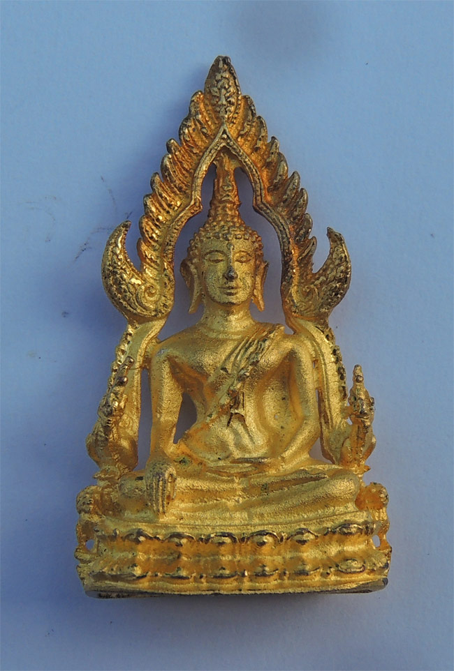 เหรียญหล่อพระพุทธชินราช กะไหล่ทองสวยๆ