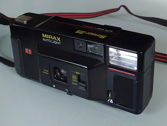 หายาก กล้อง MIRAX Sensor35 ดีไซน์สวยคลาสสิค เป็นเอกลักษณ์ มีช่องแสดงจำนวนรูปอยู่ด้านล่าง