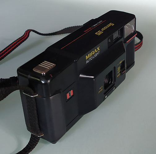 หายาก กล้อง MIRAX Sensor35 ดีไซน์สวยคลาสสิค เป็นเอกลักษณ์ มีช่องแสดงจำนวนรูปอยู่ด้านล่าง