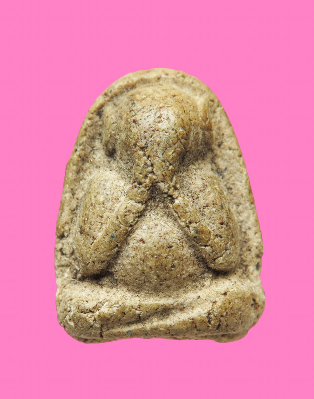 พระปิดตา มีหู เนื้อผงเก่า 