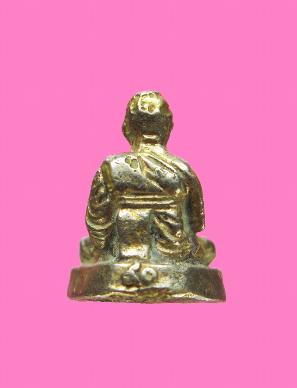 รูปเหมือนลอยองค์ กะหลั่ยทอง สูงประมาณ 1 เซ็น อายุ 90 ปี