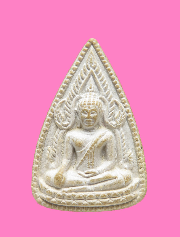 พระพุทธชินราช เนื้อผงน้ำมัน หลังยันต์ห้า
