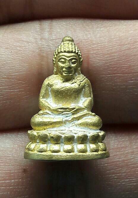 กริ่งหลวงปู่เพ็ง จันทรังษี รุ่น อายุยืน รวยทันใจ วัดโพธิ์ศรีละทาย จ.ศรีสะเกษ เคาะเดียว