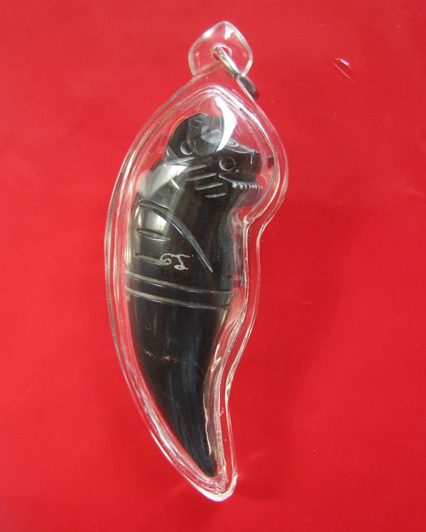 เสือเขี้ยวเขาควายแกะ รุ่นไตรมาศ 44 หลวงพ่อเปิ่น วัดบางพระ เข้มขลัง และหายากมากๆ พ.ศ.2544 