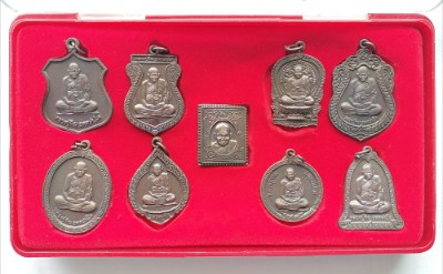 เหรียญหลวงปู่ทิม อตฺตสนฺโต รุ่นทรัพย์เศรษฐี ปี 2540 วัดพระขาว จ.อยุธยา เคาะเดียว