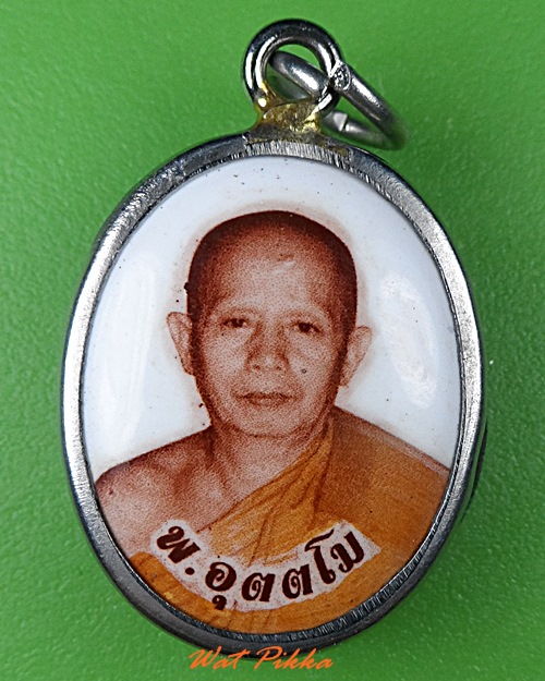 ล็อกเก็ตหลวงพ่อเพย วัดบึง อยุธยา .C26.