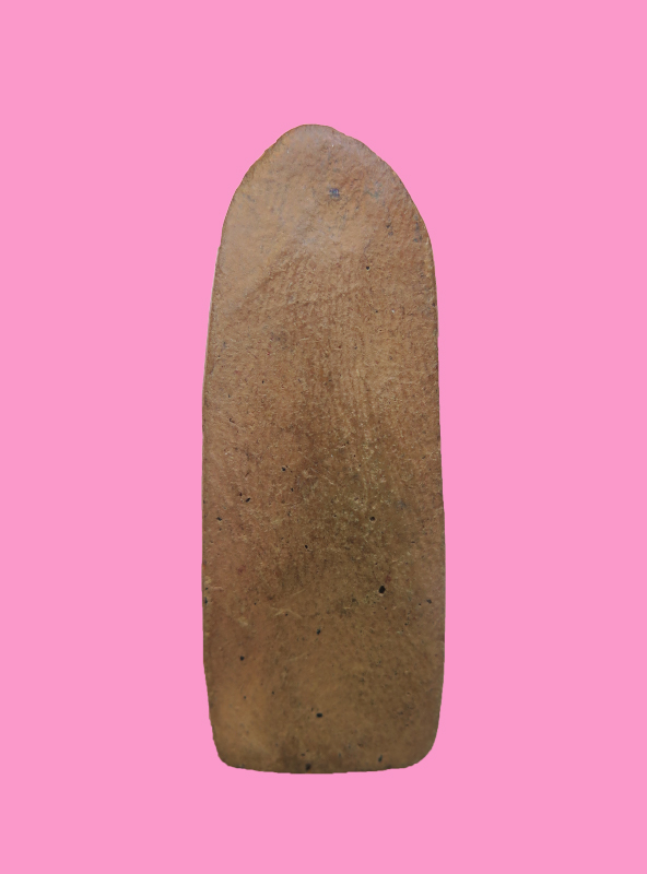 พระลีลา เนื้อดิน