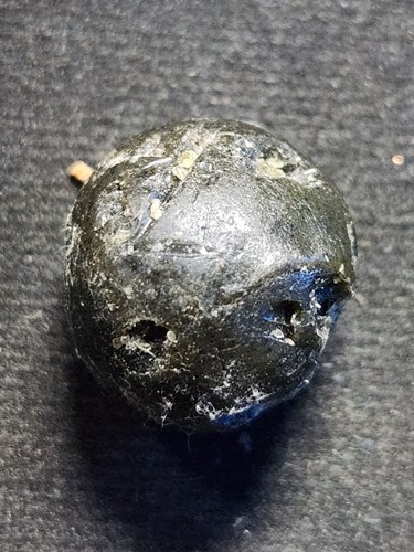 วัดจันเสน  นครสวรรค์ ลูกอมสีผึ้ง  หลวงพ่อโอด ตามสภาพ