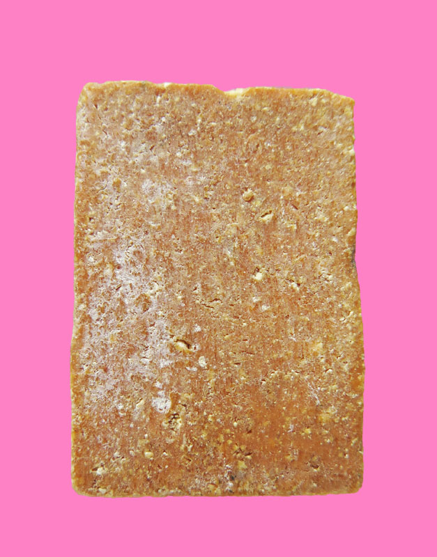 สมเด็จ หูบายศรี เนื้อผงน้ำมัน