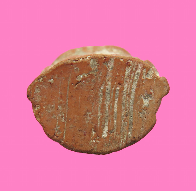 พระสังกัจจาย เนื้อดิน ลอยองค์ ก้นปาด เก่า