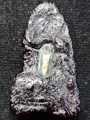 วัดโตนดหลวง เพชรบุรี รูปเหมือนหลวงพ่อทองศุข เนื้อครั่งโบราณ ฝังตะกรุด 2536