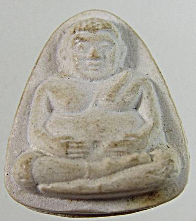 ๒๐ พระสังกัจจายน์ เนื้อผง