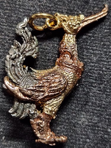 วัดพระทรง จ.เพชรบุรี พญาหงษ์ หลวงพ่อแล รุ่นแรก ปี 2536  กะไหล่ทอง นาค เงิน 