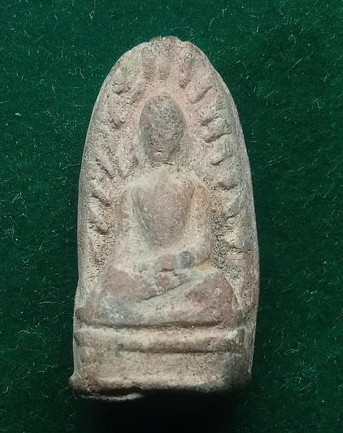 พระรอดเนื้อดิน พระแท้ไม่ทราบที่