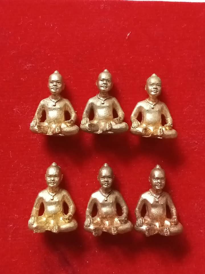 กุมารทองกายสิทธิ์ หลวงปู่ชื่น วัดตาอี อุดผงพรายกุมารหลวงปู่ทิม วัดละหารไร่ ปี 2540
