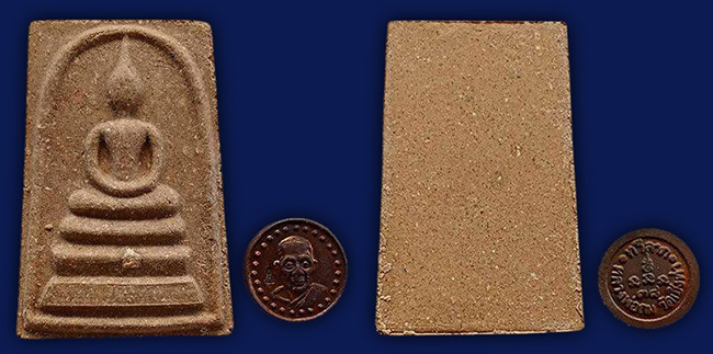 สมเด็จ + เม็ดกระดุม รุ่นทวีลาภ หลวงปู่ถม วัดเชิงท่า ลพบุรี ทีเดียว 3 ชุด