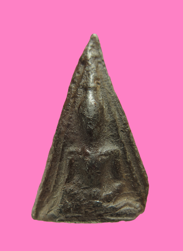 นางพญาเนื้อดิน มีเคลือบ หลังจาร