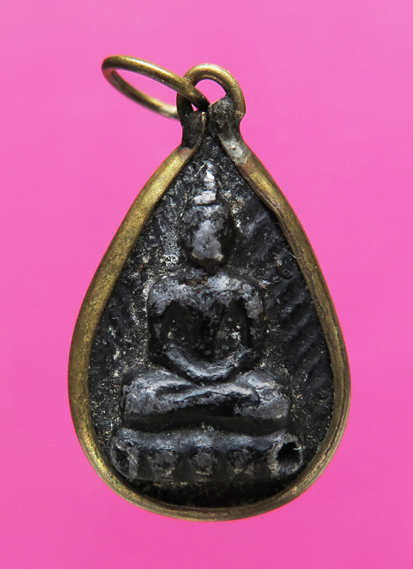 พระกลีบบัว เนื้อตะกั่วมีเคลือบ ก่อนปี 2500 หลังภาษาจีน