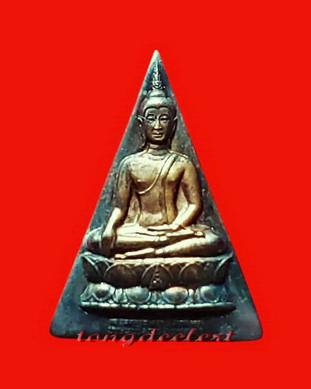 พระพุทธนวราชบพิตร(สมเด็จจิตรลดา) เนื้อเงิน รุ่นโครงการหลวง สวยมากพร้อมกล่องเดิมค่ะ