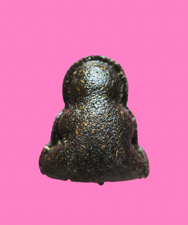 พระปิดตา ลอยองค์ เนื้อผงว่านยา ก้นจารอุ