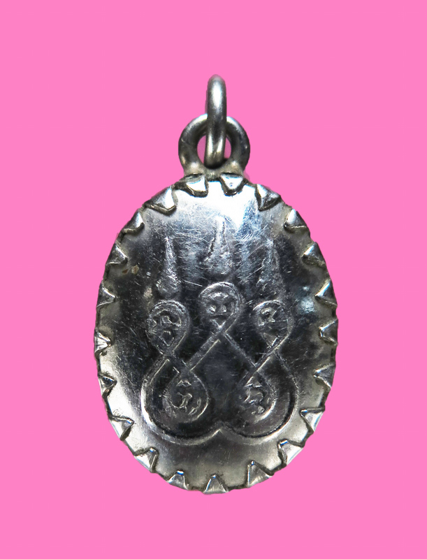 ล็อคเก็ตหิน เจ้าแม่กวนอิม เก่านะ