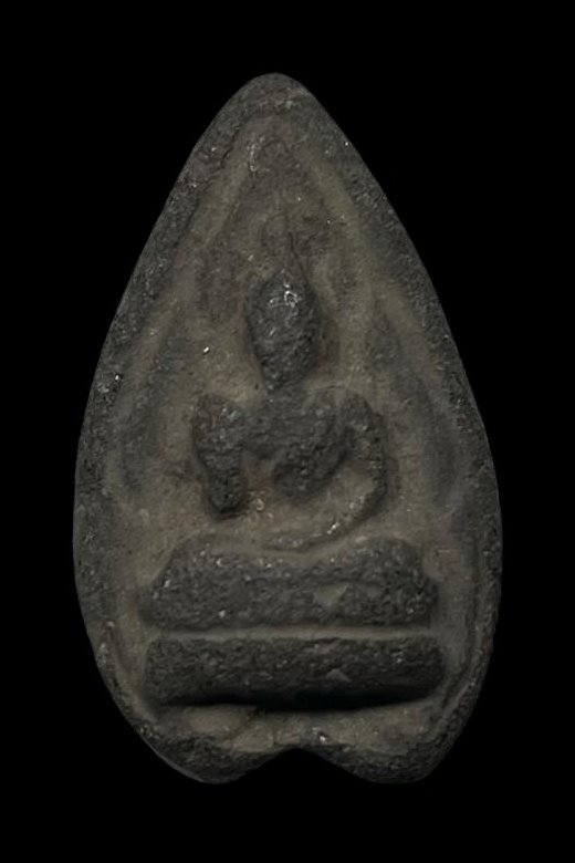 "เคาะเดียว" พระกลีบบัวพุทธกวัก อ.ชุม ไชยคีรี ปี 2497 สวย เดิม ๆ