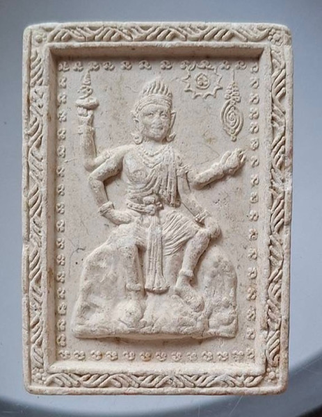 เทพเนื้อผง หลังฝังแร่ ไม่ทราบที่