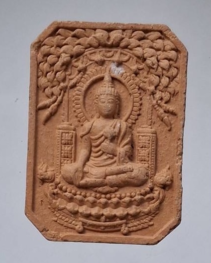พระโพธิสัตว์ เนื้อดินเผา วัดท่าไม้ จ.สมุทรสาคร
