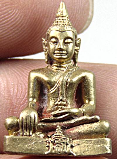 ๒๐ รุปหล่อพระเจ้าตนหลวง