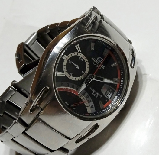 rare items หายาก CASIO EDIFICE โครโนกราฟ ดีไซน์สวยมาก ปกติปล่อยกันสูงกว่านี้