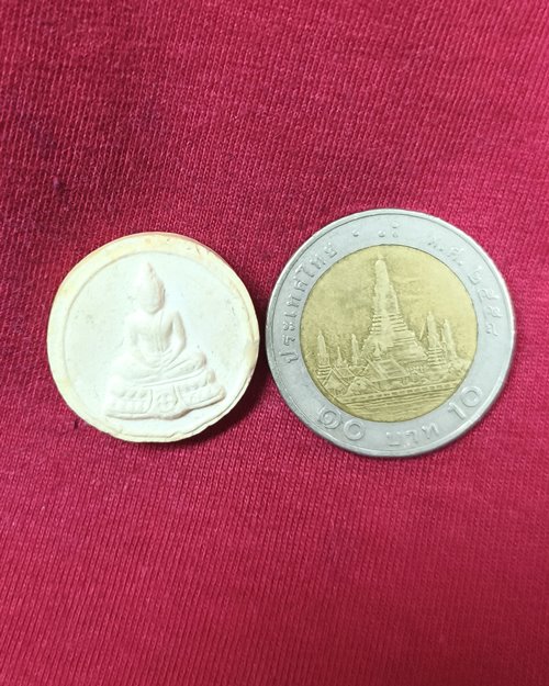 พระผงสมเด็จธรรมกาย พิมพ์จันทร์ลอย รุ่นแรก ปี2525 วัดหลวงพ่อสดธรรมกายาราม จ.ราชบุรี