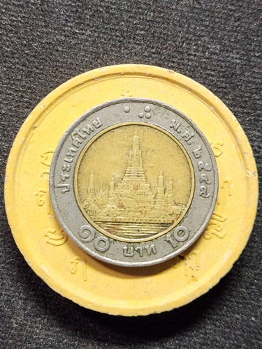 วัดกุยบุรี จ ประจวบคีรีขันธ์ พระผงจันทร์ลอย หลวงพ่อในกุฏิ 